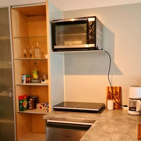 Modern Studio With Private Parking. Konstanz